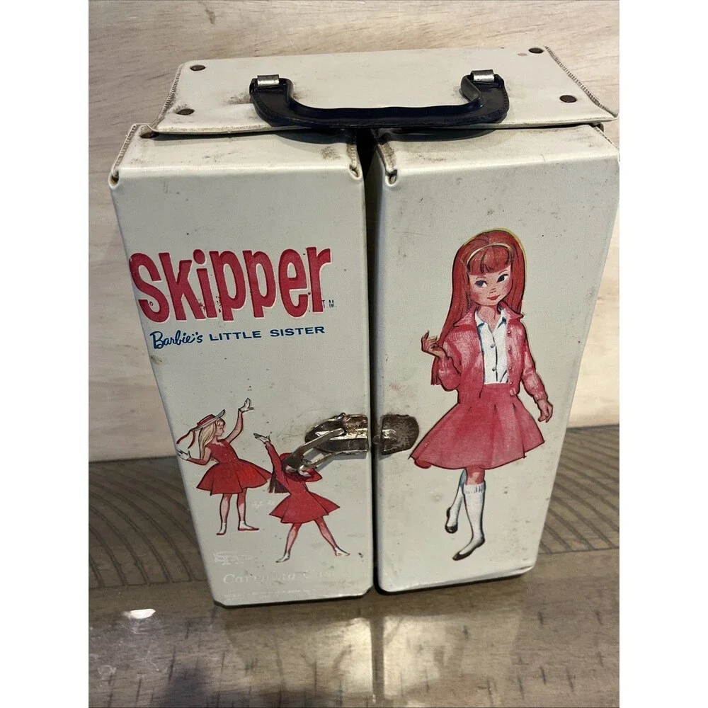 Vintage Barbie Skipper DOLL Lot Party Time 1021 Coat Dress Swimsuit carry case